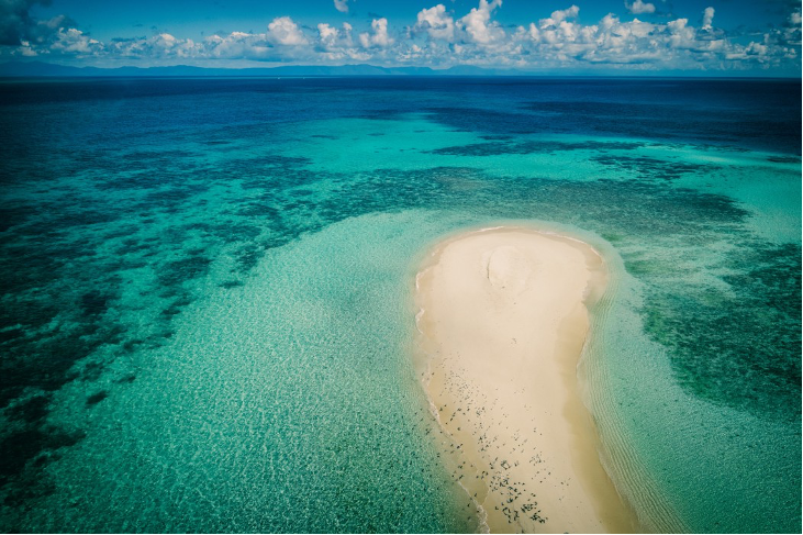 2016_TNQ_GreatBarrierReef_Islands_VlasoffCay634