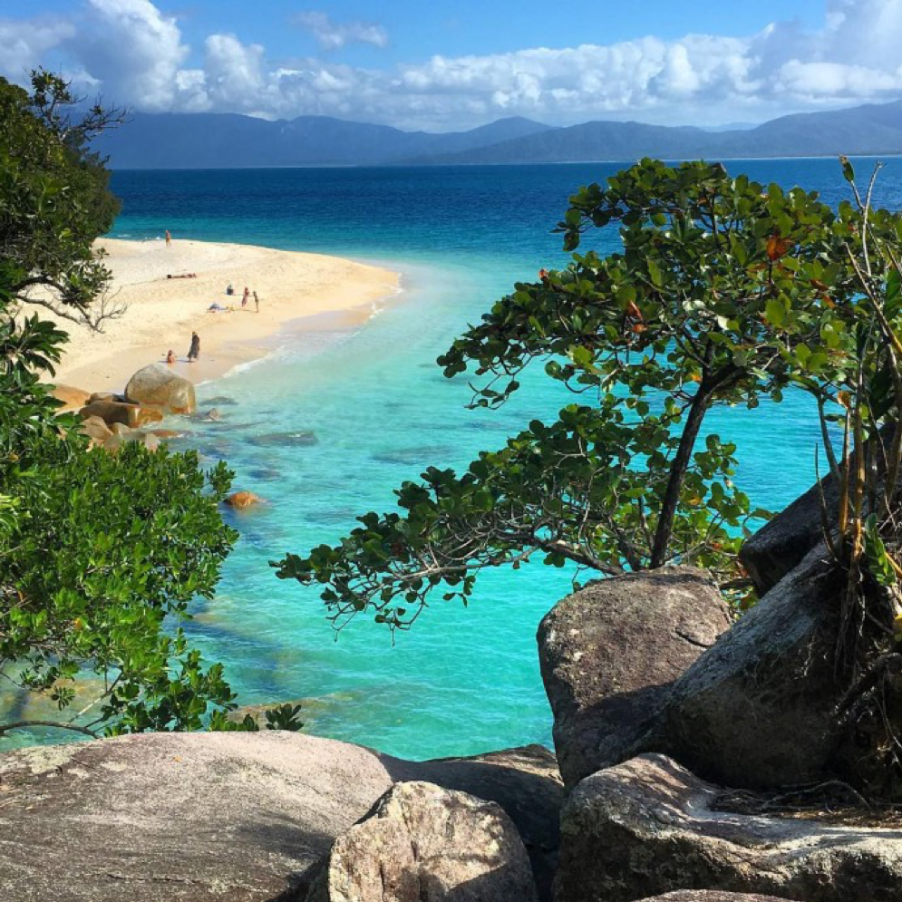 2016_TNQ_FitzroyIsland_Islands_@catr13