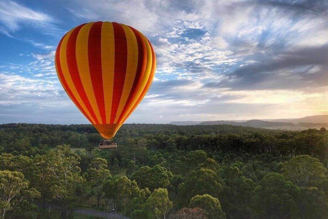 2020_GC_GoldCoastCoastline_AirHelicopterAndBalloon_@canungravalleyvineyards