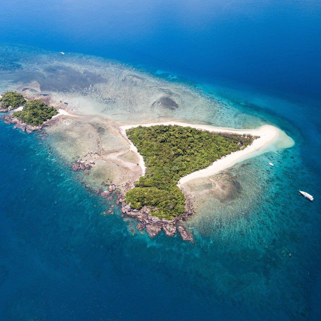 2020_TNQ_FranklandIsland_Islands